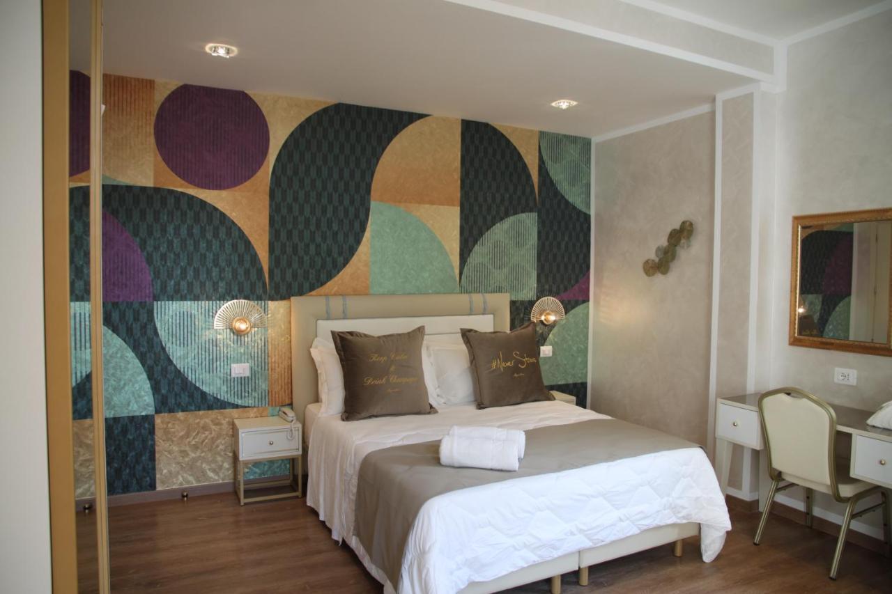 Hotel Amsterdam & 4*